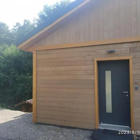 Vv Chalet Des Oiseaux Vv Neuf Et A 2 Pas Du Centre Chalet *